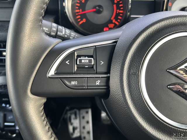 スズキ ジムニー シエラ JC 道北・旭川 2024(令6)年 0.6万km ミディアムグレー /４WD//禁煙車//ワンオーナー//衝突軽減システム//レーンキープアシスト//クルーズコントロール//社外ディスプレイオーディオ/BT/ラジオ/アンドロイドオート/アップルカープレイ//バックカメラ//社外ミラー型ドライブレコーダー//社外スロットルコントローラー//アイドリングストップ//オートエアコン//ミラーヒーター//前席シートヒーター//革巻きステアリング//ステアリングスイッチ//オートライト//LEDヘッドライト//フォグランプ//ミラーウィンカー//ヘッドライトウォッシャー//電動格納ミラー//ドアバイザー//社外テールランプ//社外AWマッドタイヤ積込み//保証書//取説