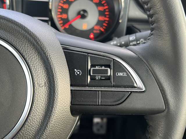 スズキ ジムニー シエラ JC 道北・旭川 2024(令6)年 0.6万km ミディアムグレー /４WD//禁煙車//ワンオーナー//衝突軽減システム//レーンキープアシスト//クルーズコントロール//社外ディスプレイオーディオ/BT/ラジオ/アンドロイドオート/アップルカープレイ//バックカメラ//社外ミラー型ドライブレコーダー//社外スロットルコントローラー//アイドリングストップ//オートエアコン//ミラーヒーター//前席シートヒーター//革巻きステアリング//ステアリングスイッチ//オートライト//LEDヘッドライト//フォグランプ//ミラーウィンカー//ヘッドライトウォッシャー//電動格納ミラー//ドアバイザー//社外テールランプ//社外AWマッドタイヤ積込み//保証書//取説