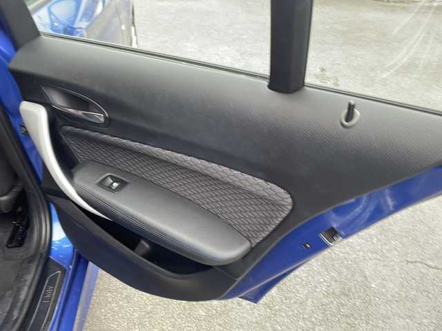 ＢＭＷ １１６ｉ Mスポーツ 宮崎県 2015(平27)年 5.7万km マリナベイブルー 純正ナビ Bluetooth バックカメラ CDチェンジャー ETC 前方ドライブレコーダー ハーフレザーシート 純正フロアマット 純正アルミホイール LEDライト オートライト アイドリングストップ