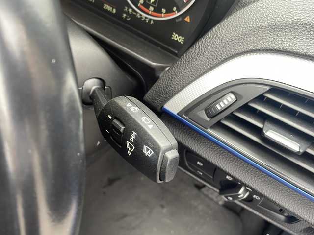 ＢＭＷ １１６ｉ Mスポーツ 宮崎県 2015(平27)年 5.7万km マリナベイブルー 純正ナビ Bluetooth バックカメラ CDチェンジャー ETC 前方ドライブレコーダー ハーフレザーシート 純正フロアマット 純正アルミホイール LEDライト オートライト アイドリングストップ