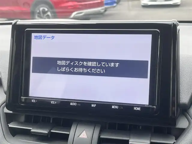 トヨタ ＲＡＶ４ ハイブリットX 島根県 2019(令1)年 4.8万km ホワイトパールクリスタルシャイン ワンオーナー　/純正９インチＳＤナビ　/（フルセグＴＶ・ＤＶＤ再生・Ｂｌｕｅｔｏｏｔｈ接続）/バックカメラ　/前後ドライブレコーダー/ビルトインＥＴＣ　/レーダークルーズコントロール/レーンキープアシスト/衝突軽減システム/ブラインドスポットモニター/インテリジェンスクリアランスソナー/オートハイビーム／ライト/デジタルインナーミラー/純正LEDヘッドライト/純正17インチアルミホイール/ハーフレザー調シートカバー/純正フロアマット/取扱説明書／保証書/スペアキー1本