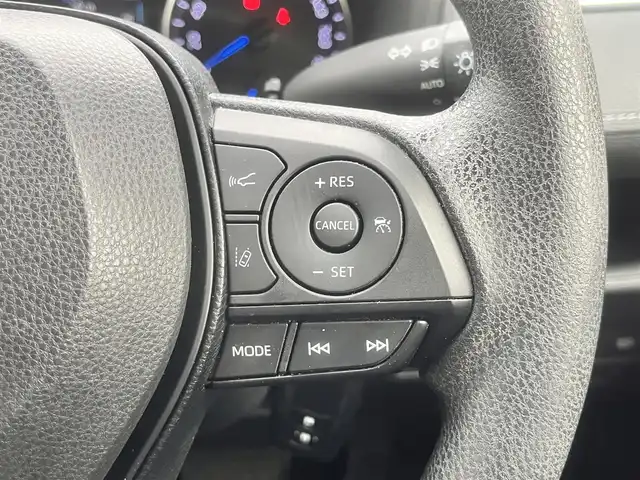 トヨタ ＲＡＶ４ ハイブリットX 島根県 2019(令1)年 4.8万km ホワイトパールクリスタルシャイン ワンオーナー　/純正９インチＳＤナビ　/（フルセグＴＶ・ＤＶＤ再生・Ｂｌｕｅｔｏｏｔｈ接続）/バックカメラ　/前後ドライブレコーダー/ビルトインＥＴＣ　/レーダークルーズコントロール/レーンキープアシスト/衝突軽減システム/ブラインドスポットモニター/インテリジェンスクリアランスソナー/オートハイビーム／ライト/デジタルインナーミラー/純正LEDヘッドライト/純正17インチアルミホイール/ハーフレザー調シートカバー/純正フロアマット/取扱説明書／保証書/スペアキー1本