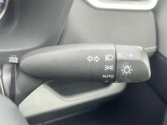 トヨタ ＲＡＶ４ ハイブリットX 島根県 2019(令1)年 4.8万km ホワイトパールクリスタルシャイン ワンオーナー　/純正９インチＳＤナビ　/（フルセグＴＶ・ＤＶＤ再生・Ｂｌｕｅｔｏｏｔｈ接続）/バックカメラ　/前後ドライブレコーダー/ビルトインＥＴＣ　/レーダークルーズコントロール/レーンキープアシスト/衝突軽減システム/ブラインドスポットモニター/インテリジェンスクリアランスソナー/オートハイビーム／ライト/デジタルインナーミラー/純正LEDヘッドライト/純正17インチアルミホイール/ハーフレザー調シートカバー/純正フロアマット/取扱説明書／保証書/スペアキー1本