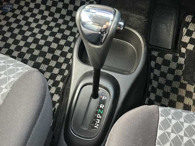 ダイハツ ミラ ジーノ ミニライト 石川県 2004(平16)年 9.4万km ブリティッシュグリーンマイカ ワンオーナー/社外メモリーナビゲーション/【FM/AM・CD/DVD・Bluetooth】/・フルセグTV/前方ドライブレコーダー/KENWOODスピーカー/momoハンドル/オートライト/・フォグランプ/電格ミラー/社外フロアマット