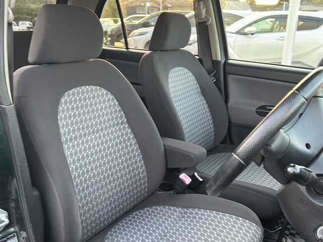 ダイハツ ミラ ジーノ ミニライト 石川県 2004(平16)年 9.4万km ブリティッシュグリーンマイカ ワンオーナー/社外メモリーナビゲーション/【FM/AM・CD/DVD・Bluetooth】/・フルセグTV/前方ドライブレコーダー/KENWOODスピーカー/momoハンドル/オートライト/・フォグランプ/電格ミラー/社外フロアマット