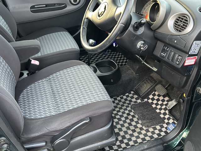 ダイハツ ミラ ジーノ ミニライト 石川県 2004(平16)年 9.4万km ブリティッシュグリーンマイカ ワンオーナー/社外メモリーナビゲーション/【FM/AM・CD/DVD・Bluetooth】/・フルセグTV/前方ドライブレコーダー/KENWOODスピーカー/momoハンドル/オートライト/・フォグランプ/電格ミラー/社外フロアマット