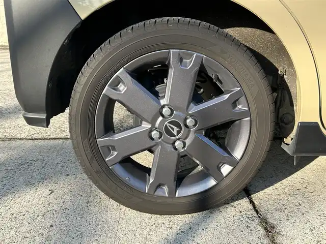 ダイハツ タント ファンクロスターボ 長崎県 2023(令5)年 4.4万km ブラックマイカメタリック/サンドベージュメタリック ワンオーナー/10インチディスプレイオーディオ/（Bluetooth/フルセグ）/バックカメラ/衝突軽減システム/レーンアシスト/両側パワースライドドア/ルーフレール/前後ソナー/前後ドライブレコーダー/シートカバー/シートヒーター/ETC/ステアリングスイッチ/純正15インチAW/AppleCarplay・AndroidAuto/USB