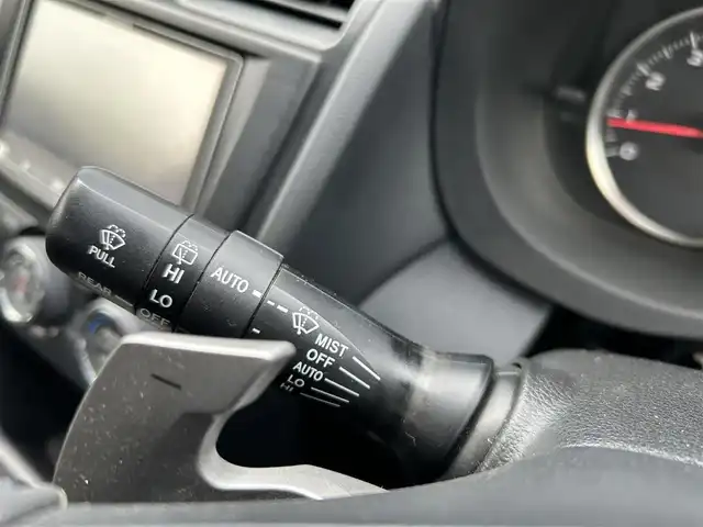 スバル インプレッサ ＸＶ 2．0i－L アイサイト 岡山県 2013(平25)年 13.7万km クリスタルブラックシリカ 登録時走行距離136691km/ワンオーナー/社外7インチナビ/ワンセグTV/(AM.FM.CD.DVD.TV.BT)/４WD/レーダークルーズコントロール/レーンキープアシスト/衝突軽減ブレーキ/ETC/オートライト/MTモード付AT/フルフラットシート/17インチ純正AW/純正フロアマット/アイドリングストップ