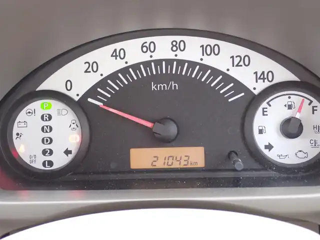 スズキ アルト F 千葉県 2010(平22)年 2.1万km 茶 純正オーディオ/・CD/AM/FM/ドライブレコーダー/パワーウィンドウ/純正フロアマット/4速オートマチック/取扱説明書/保証書