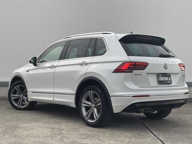 フォルクスワーゲン ティグアン TDI 4モーション Rライン 東京都 2019(令1)年 3.5万km オリックスホワイトパールエフェクト 4WD/ディーゼル車/純正ナビ/フルセグTV/デジタルメーカークラスター/360°カメラ/黒レザーシート/シートヒーター/ACC/レーンキープ/BSM/スマートキー/ドライブレコーダー