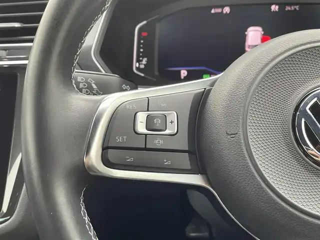 フォルクスワーゲン ティグアン TDI 4モーション Rライン 東京都 2019(令1)年 3.5万km オリックスホワイトパールエフェクト 4WD/ディーゼル車/純正ナビ/フルセグTV/デジタルメーカークラスター/360°カメラ/黒レザーシート/シートヒーター/ACC/レーンキープ/BSM/スマートキー/ドライブレコーダー