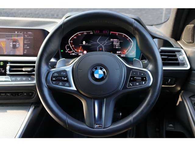 ＢＭＷ ３２０ｉ Mスポーツ 大分県 2020(令2)年 4.3万km サファイアブラックP インテリジェントセーフティ/純正ナビ/CarPlay/Bluetooth/ワイヤレス充電/360°カメラ/半革/シートヒーター/パワーシート/オートホールド/パドルシフト/純正18インチAW/ETC