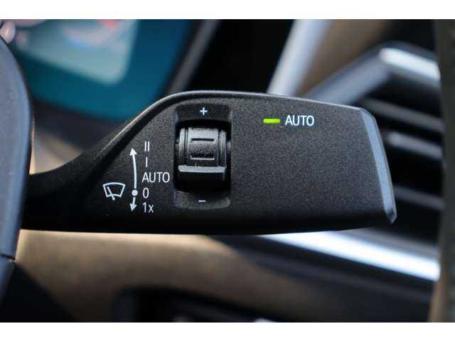ＢＭＷ ３２０ｉ Mスポーツ 大分県 2020(令2)年 4.3万km サファイアブラックP インテリジェントセーフティ/純正ナビ/CarPlay/Bluetooth/ワイヤレス充電/360°カメラ/半革/シートヒーター/パワーシート/オートホールド/パドルシフト/純正18インチAW/ETC