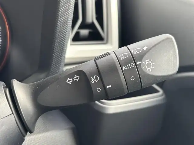 ダイハツ タフト G 宮城県 2020(令2)年 1.3万km サンドベージュメタリック 登録時走行距離12268km/純正SDナビ/AM・FM・CD・DVD・Bluetooth・TV/プッシュスタート/スマートキー/前席シートヒーター/コーナーセンサー/衝突軽減ブレーキ/LEDヘッドライト/アイドリングストップ/フォグランプ/電子パーキング/ブレーキホールド機能/ステアリングリモコン/純正フロアマット/純正アルミホイール