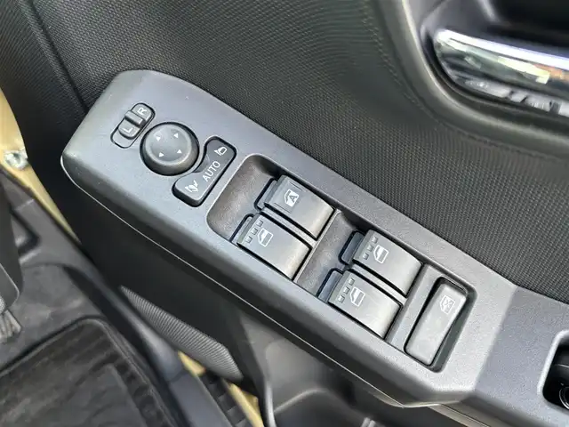 ダイハツ タフト G 宮城県 2020(令2)年 1.3万km サンドベージュメタリック 登録時走行距離12268km/純正SDナビ/AM・FM・CD・DVD・Bluetooth・TV/プッシュスタート/スマートキー/前席シートヒーター/コーナーセンサー/衝突軽減ブレーキ/LEDヘッドライト/アイドリングストップ/フォグランプ/電子パーキング/ブレーキホールド機能/ステアリングリモコン/純正フロアマット/純正アルミホイール