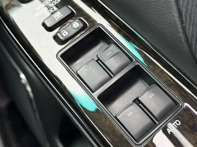 トヨタ アルファード 240S プライムセレⅡ ゴールド 千葉県 2011(平23)年 7.2万km ブラック 社外HDDナビ/フルセグTV/DVD/USB/フリップダウンモニター/ツインムーンルーフ/両側パワースライドドア/ETC/バックカメラ/ディスチャージヘッドライト/フォグランプ/社外20インチAW/スマートキー/プッシュスタート/純正フロアマット
