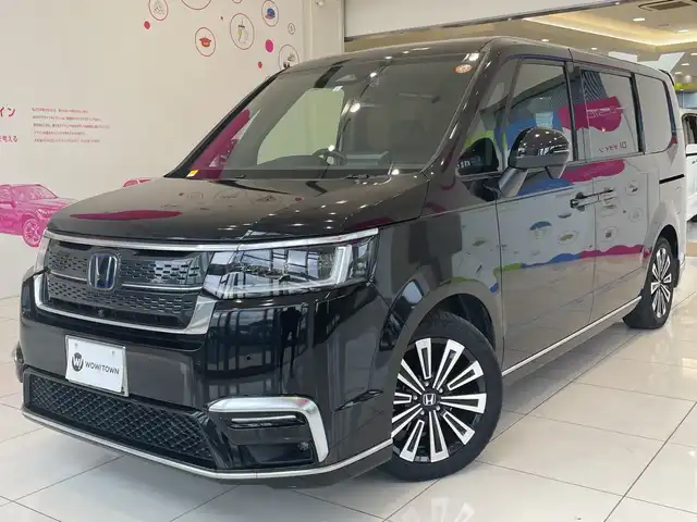 ホンダ ステップワゴン スパーダ eHEV プレミアムライン 埼玉県 2023(令5)年 4.2万km クリスタルブラックパール ホンダセンシング /純正15.6インチフリップダウンモニター /純正11.4インチメモリナビ/　　CD/DVD/BT/フルセグ /マルチビューカメラ /パワーバックドア /オートクルーズコントロール /ハーフレザーシート /シートヒーター /純正17インチアルミホイール/ブラインドスポットモニター/パドルシフト/ステアリングスイッチ /純正ETC2.0/禁煙車