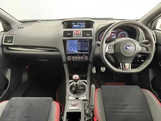 スバル ＷＲＸ ＳＴＩ STI 埼玉県 2017(平29)年 1.5万km クリスタルブラックシリカ 純正ダイアトーンナビ　バックカメラ　ビルトインＥＴＣ２．０　黒ハーフレザーシート　ＳＴＩ黄色キャリパー　リアスポイラー　純正アルミホイール　オートライト　スマートキー　ＬＥＤライト　地デジフルセグ