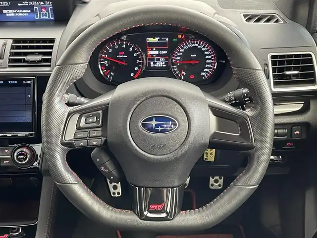 スバル ＷＲＸ ＳＴＩ STI 埼玉県 2017(平29)年 1.5万km クリスタルブラックシリカ 純正ダイアトーンナビ　バックカメラ　ビルトインＥＴＣ２．０　黒ハーフレザーシート　ＳＴＩ黄色キャリパー　リアスポイラー　純正アルミホイール　オートライト　スマートキー　ＬＥＤライト　地デジフルセグ