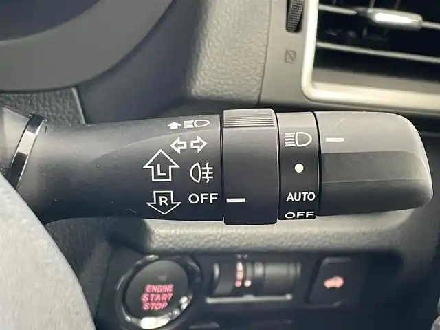 スバル ＷＲＸ ＳＴＩ STI 埼玉県 2017(平29)年 1.5万km クリスタルブラックシリカ 純正ダイアトーンナビ　バックカメラ　ビルトインＥＴＣ２．０　黒ハーフレザーシート　ＳＴＩ黄色キャリパー　リアスポイラー　純正アルミホイール　オートライト　スマートキー　ＬＥＤライト　地デジフルセグ