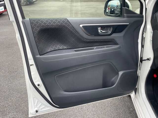 ホンダ Ｎ ＷＧＮ カスタム G SSパッケージ 静岡県 2017(平29)年 1.2万km プレミアムホワイトパールⅡ ●純正ナビ/(CD/DVD/Bluetooth/iPod)/(ギャザズ/VXM-184Ci)/●ハーフレザーシート/●バックカメラ/●クルーズコントロール/●シティブレーキアクティブシステム/●フォグランプ/●オートライト/●革巻きステアリング/●ステアリングスイッチ/●ETC/●前方ドライブレコーダー/●電動格納ウィンカーミラー/●スマートキー/●プッシュスタート/●ドアバイザー/●純正フロアマット/●純正14インチアルミホイール/●ダブル＋サイド＋カーテンSRS＋ABS/●保証書/●車両取扱説明書/●ナビ取扱説明書