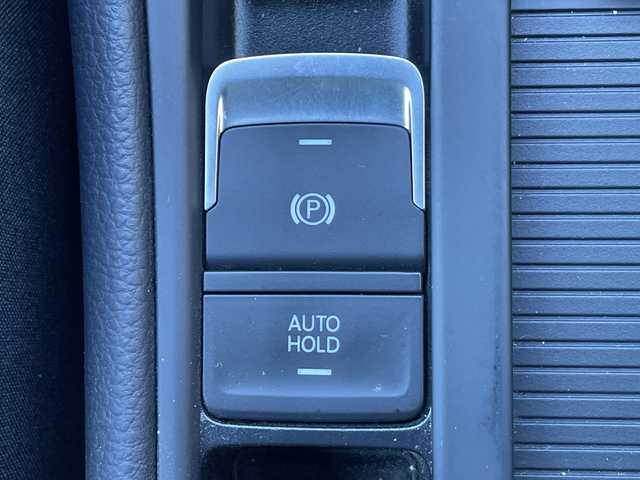 フォルクスワーゲン ゴルフ ヴァリアント Rライン BMテクノ 茨城県 2015(平27)年 7.8万km パール 純正ナビ　/衝突軽減ブレーキ　/バックカメラ　/コーナーセンサー　/ＬＥＤヘッドライト　/レーダークルーズコントロール　/電動パーキングブレーキ　/オートブレーキホールド　/ドライブレコーダー　/純正１８インチアルミホイール/純正オーディオ/電装格納ミラー/アイドリングストップ/ワンオーナ/ETC/プッシュスタート