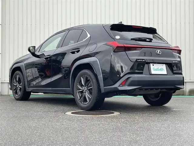 レクサス ＵＸ 200 富山県 2019(平31)年 4.7万km グラファイトブラックガラスフレーク サンルーフ/メーカーナビ/フルセグＴＶ/Ｂｌｕｅｔｏｏｔｈ/ＤＶＤ再生/コーナーセンサー/前後ドライブレコーダー/レーダークルコン/レーンキープアシスト/パワーバックドア/衝突軽減ブレーキ