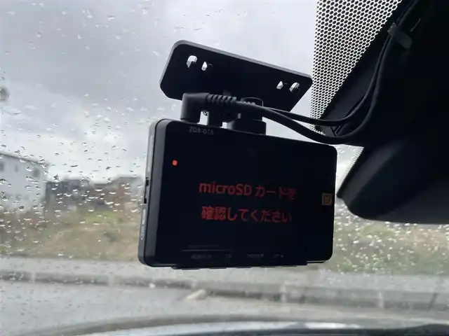 レクサス ＵＸ 200 富山県 2019(平31)年 4.7万km グラファイトブラックガラスフレーク サンルーフ/メーカーナビ/フルセグＴＶ/Ｂｌｕｅｔｏｏｔｈ/ＤＶＤ再生/コーナーセンサー/前後ドライブレコーダー/レーダークルコン/レーンキープアシスト/パワーバックドア/衝突軽減ブレーキ