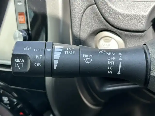 日産 ノート X DIG－S Vセレ +セーフ 福岡県 2015(平27)年 5.7万km ダークメタルグレー ・純正ナビ/（TV/CD/DVD/Bluetooth/AM/FM/SD/iPod/HDMI/AUX）/・全方位カメラ/・バックカメラ/・ETC/・ドライブレコーダー/・クルーズコントロール/・横滑り防止装置/・レーンキープアシスト/・衝突被害軽減システム/・フォグランプ/・LEDヘッドライト/・エンジンスタートボタン/・電動格納ミラー/・純正ドアバイザー/・純正アルミ/・スマートキー