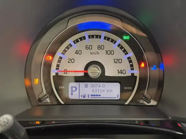 スズキ ハスラー Jスタイル Ⅲ 兵庫県 2018(平30)年 6.4万km オフブルーメタリック/スチールシルバー2トーン 純正SDナビ/（AM/FM/CD/DVD/Bluetooth/フルセグTV）/・CN-RZ73W/アラウンドビューモニター/プリクラッシュセーフティー/横滑り防止装置/LKA/衝突軽減システム/ハーフレザーシート/シートヒーター（D/N席）/HIDヘッドライト/LEDフォグランプ/オートライト/ビルトインETC/ドライブレコーダー（前後）/純正15インチアルミホイール/スマートキー/アイドリングストップ/スペアキー1本