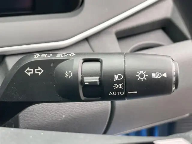 日産 ノート X 長崎県 2021(令3)年 1.5万km ビビットブルー / スーパーブラック 2トーン /純正メーカーナビ/ (フルセグTV BT Apple Car Play)//アラウンドビューモニター//バックカメラ//レーダークルーズコントロール//ブラインドスポットモニター//プロパイロット//ETC2.0//オートライト//LEDヘッドライト//コーナーセンサー//AUTOHOLD//EVモード//プッシュスタート
