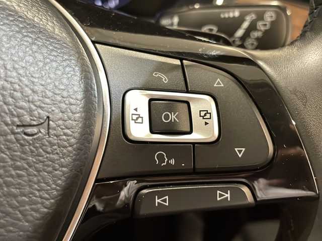 フォルクスワーゲン パサート ヴァリアント TDI ハイライン 新潟県 2018(平30)年 3.8万km ディープブラックパールエフェクト メーカーオプション/テクノロジーパッケージ/-ダイナミックライトアシスト/-アラウンドビューカメラ/-パークアシスト/-アクティブインフォディスプレイ/-電子制御式ディファレンシャルロック”XDS”/セールスポイント/バーチャルコックピット/クルーズコントロール/D席/N席パワーシート/D席/N席シートヒーター/電動リアゲート