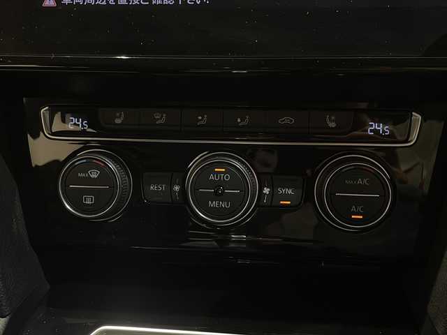 フォルクスワーゲン パサート ヴァリアント TDI ハイライン 新潟県 2018(平30)年 3.8万km ディープブラックパールエフェクト メーカーオプション/テクノロジーパッケージ/-ダイナミックライトアシスト/-アラウンドビューカメラ/-パークアシスト/-アクティブインフォディスプレイ/-電子制御式ディファレンシャルロック”XDS”/セールスポイント/バーチャルコックピット/クルーズコントロール/D席/N席パワーシート/D席/N席シートヒーター/電動リアゲート