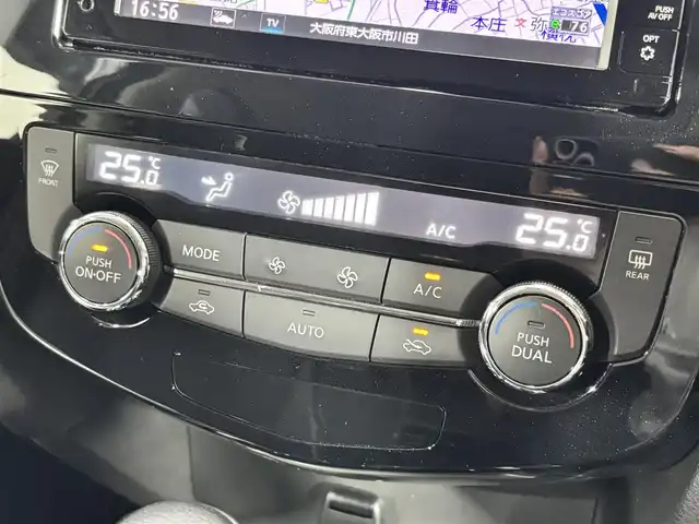 日産 エクストレイル 20Xtt エマージェンシーブレーキ 大阪府 2017(平29)年 2万km ダイヤモンドブラック 純正ナビ(フルセグ/DVD再生/Bluetooth) バックカメラ ETC 革シート シートヒーター 電動リアゲート 衝突軽減 クリアランスソナー レーンアシスト オートライト ドラレコ