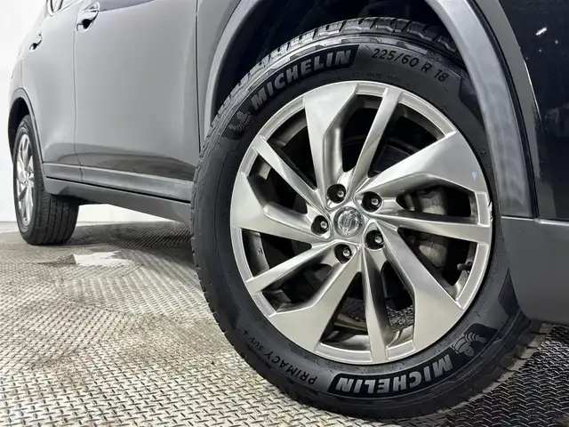 日産 エクストレイル 20Xtt エマージェンシーブレーキ 大阪府 2017(平29)年 2万km ダイヤモンドブラック 純正ナビ(フルセグ/DVD再生/Bluetooth) バックカメラ ETC 革シート シートヒーター 電動リアゲート 衝突軽減 クリアランスソナー レーンアシスト オートライト ドラレコ