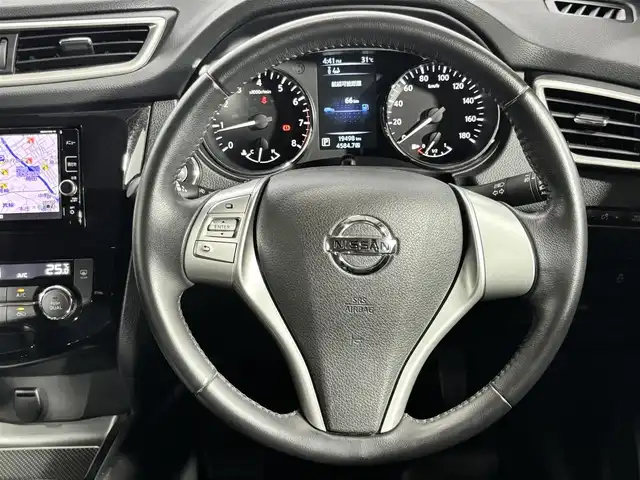 日産 エクストレイル 20Xtt エマージェンシーブレーキ 大阪府 2017(平29)年 2万km ダイヤモンドブラック 純正ナビ(フルセグ/DVD再生/Bluetooth) バックカメラ ETC 革シート シートヒーター 電動リアゲート 衝突軽減 クリアランスソナー レーンアシスト オートライト ドラレコ