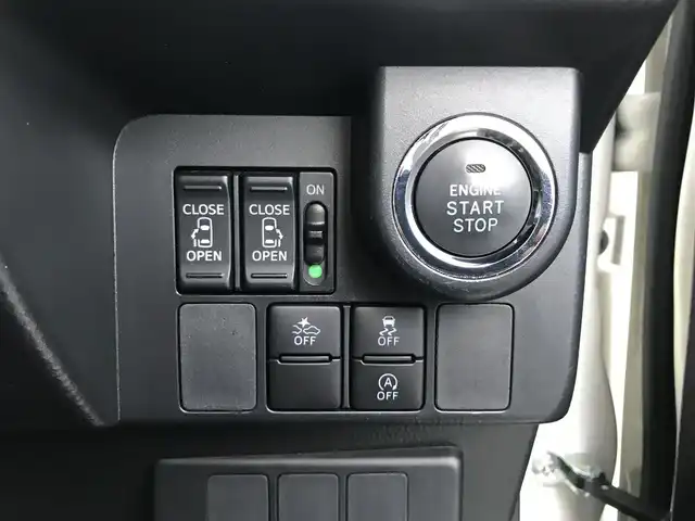 トヨタ ルーミー カスタムG－T 鳥取県 2017(平29)年 5.2万km パールホワイトⅢ ターボ車/社外ナビ/フルセグ/DVD/CD/BT/バックカメラ・ETC/前後ドライブレコーダー/衝突被害軽減システム/レーンアシスト/後方パーキングセンサー/クルーズコントロール/両側パワースライドドア/エアロパーツ/フロント/サイド/前後ドライブレコーダー/前席シートヒーター/LEDヘットライト/純正15インチアルミホイール/プッシュエンジンスタート/アイドリングストップ