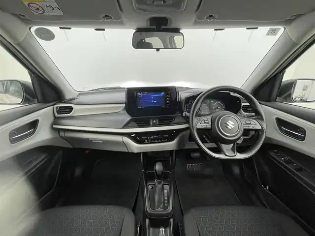 スズキ スイフト XG 群馬県 2024(令6)年 1万km キャラバンアイボリーPM 禁煙車　社外７型ナビ　アダクティブクルーズコントロール　レーンキープアシスト　ブラインドスポットモニター　衝突軽減　オートマチックハイビーム　シートヒーター　コーナーセンサー　LEDヘッドライト