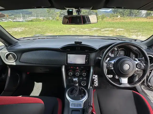トヨタ ８６ GT 兵庫県 2016(平28)年 6.2万km ダークグレーメタリック モデリスタエアロ(F/R)/TRDエアロ(S)/TRD車高調/TRDフロントタワーバー/TRDモーションコントロールビーム/フロント純正17インチAW/リアWeds18インチAW/純正ナビ/バックカメラ/地デジTV/ETC/LEDヘッドライト/AUTOライト