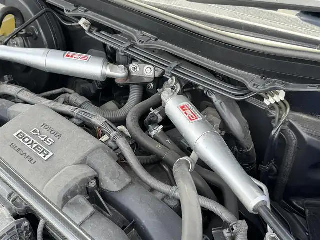 トヨタ ８６ GT 兵庫県 2016(平28)年 6.2万km ダークグレーメタリック モデリスタエアロ(F/R)/TRDエアロ(S)/TRD車高調/TRDフロントタワーバー/TRDモーションコントロールビーム/フロント純正17インチAW/リアWeds18インチAW/純正ナビ/バックカメラ/地デジTV/ETC/LEDヘッドライト/AUTOライト