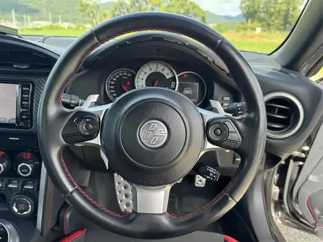 トヨタ ８６ GT 兵庫県 2016(平28)年 6.2万km ダークグレーメタリック モデリスタエアロ(F/R)/TRDエアロ(S)/TRD車高調/TRDフロントタワーバー/TRDモーションコントロールビーム/フロント純正17インチAW/リアWeds18インチAW/純正ナビ/バックカメラ/地デジTV/ETC/LEDヘッドライト/AUTOライト