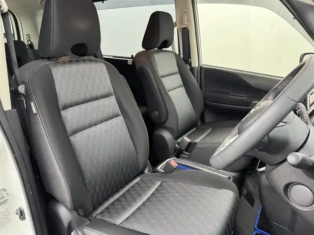 日産 セレナ e－パワー ハイウェイスター V 福岡県 2020(令2)年 2.9万km ホワイト 純正ナビ（フルセグＴＶ、ＢＴ）　/ビルトインＥＴＣ　/デジタルルームミラー　/前後ドライブレコーダー　/アラウンドビューモニター　/プロパイロット　/両側パワースライドドア　/クルーズコントロール　/コーナーセンサー