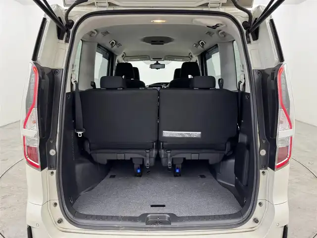 日産 セレナ e－パワー ハイウェイスター V 福岡県 2020(令2)年 2.9万km ホワイト 純正ナビ（フルセグＴＶ、ＢＴ）　/ビルトインＥＴＣ　/デジタルルームミラー　/前後ドライブレコーダー　/アラウンドビューモニター　/プロパイロット　/両側パワースライドドア　/クルーズコントロール　/コーナーセンサー