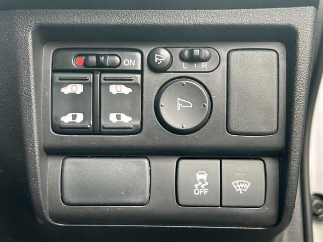 ホンダ フリード ハイブリット ジャストセレクション 高知県 2013(平25)年 9.4万km ホワイトオーキッドパール 純正ナビ/・フルセグTV/・CD/DVD/・バックカメラ/ETC/前後ドラレコ/クルコン/両側パワースライドドア/７人乗り/オートライト/純正フロアマット/リモコンキー/ハーフレザーシート