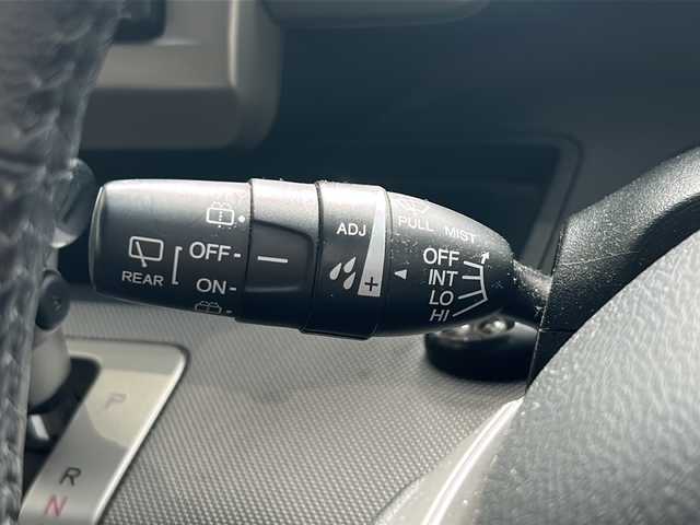 ホンダ フリード ハイブリット ジャストセレクション 高知県 2013(平25)年 9.4万km ホワイトオーキッドパール 純正ナビ/・フルセグTV/・CD/DVD/・バックカメラ/ETC/前後ドラレコ/クルコン/両側パワースライドドア/７人乗り/オートライト/純正フロアマット/リモコンキー/ハーフレザーシート