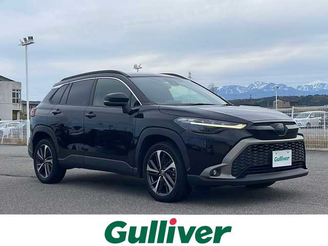 トヨタ カローラ クロス ハイブリッド Z 富山県 2023(令5)年 6.7万km アティチュードブラックマイカ 禁煙車/ワンオーナー/純正ディスプレイオーディオ/BlueToth/バックカメラ/トヨタセーフティセンス/レーダークルーズコントロール/レーンキープアシスト/衝突軽減ブレーキ/コーナーセンサー/パーキングアシスト/純正アルミホイール/純正フロアマット/電動リアゲート/ルーフレール/シートヒーター/パワーシート/ＥＴＣ/オートライト/オートマチックハイビーム/プッシュスタート/スマートキー/スペアキー/保証書・記録簿/取扱説明書