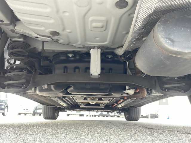 トヨタ カローラ クロス ハイブリッド Z 富山県 2023(令5)年 6.7万km アティチュードブラックマイカ 禁煙車/ワンオーナー/純正ディスプレイオーディオ/BlueToth/バックカメラ/トヨタセーフティセンス/レーダークルーズコントロール/レーンキープアシスト/衝突軽減ブレーキ/コーナーセンサー/パーキングアシスト/純正アルミホイール/純正フロアマット/電動リアゲート/ルーフレール/シートヒーター/パワーシート/ＥＴＣ/オートライト/オートマチックハイビーム/プッシュスタート/スマートキー/スペアキー/保証書・記録簿/取扱説明書