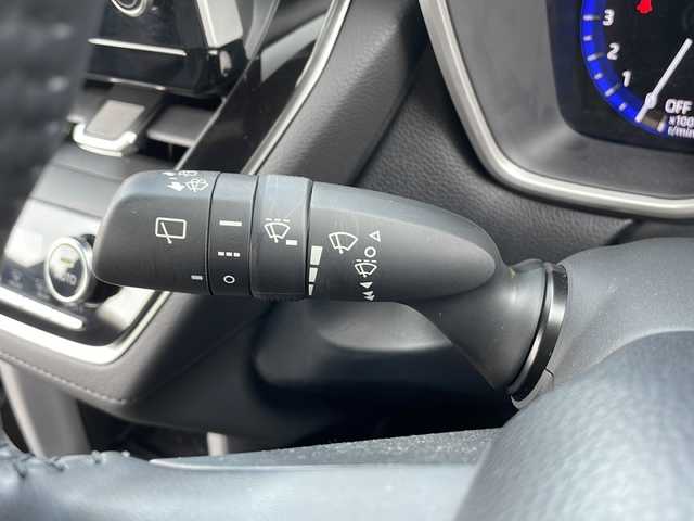 トヨタ カローラ クロス ハイブリッド Z 富山県 2023(令5)年 6.7万km アティチュードブラックマイカ 禁煙車/ワンオーナー/純正ディスプレイオーディオ/BlueToth/バックカメラ/トヨタセーフティセンス/レーダークルーズコントロール/レーンキープアシスト/衝突軽減ブレーキ/コーナーセンサー/パーキングアシスト/純正アルミホイール/純正フロアマット/電動リアゲート/ルーフレール/シートヒーター/パワーシート/ＥＴＣ/オートライト/オートマチックハイビーム/プッシュスタート/スマートキー/スペアキー/保証書・記録簿/取扱説明書