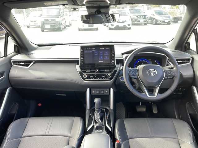 トヨタ カローラ クロス ハイブリッド Z 富山県 2023(令5)年 6.7万km アティチュードブラックマイカ 禁煙車/ワンオーナー/純正ディスプレイオーディオ/BlueToth/バックカメラ/トヨタセーフティセンス/レーダークルーズコントロール/レーンキープアシスト/衝突軽減ブレーキ/コーナーセンサー/パーキングアシスト/純正アルミホイール/純正フロアマット/電動リアゲート/ルーフレール/シートヒーター/パワーシート/ＥＴＣ/オートライト/オートマチックハイビーム/プッシュスタート/スマートキー/スペアキー/保証書・記録簿/取扱説明書