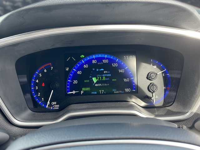 トヨタ カローラ クロス ハイブリッド Z 富山県 2023(令5)年 6.7万km アティチュードブラックマイカ 禁煙車/ワンオーナー/純正ディスプレイオーディオ/BlueToth/バックカメラ/トヨタセーフティセンス/レーダークルーズコントロール/レーンキープアシスト/衝突軽減ブレーキ/コーナーセンサー/パーキングアシスト/純正アルミホイール/純正フロアマット/電動リアゲート/ルーフレール/シートヒーター/パワーシート/ＥＴＣ/オートライト/オートマチックハイビーム/プッシュスタート/スマートキー/スペアキー/保証書・記録簿/取扱説明書